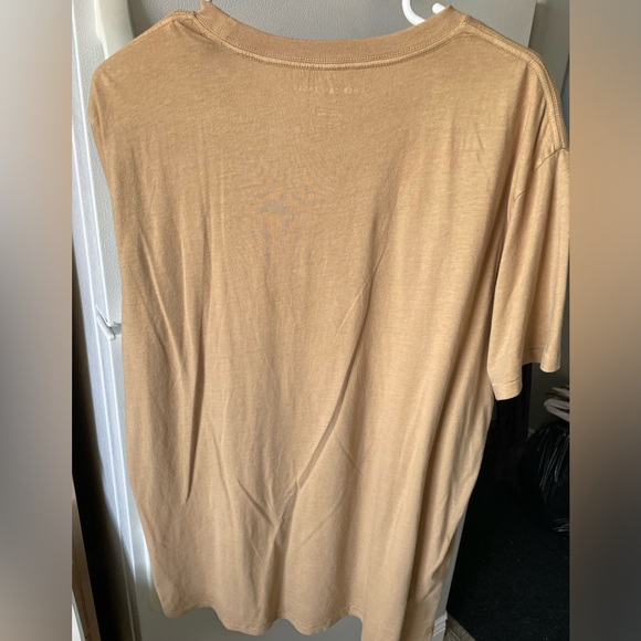 NWT Men’s American Eagle tee size L/G, tan - Picture 5 of 6